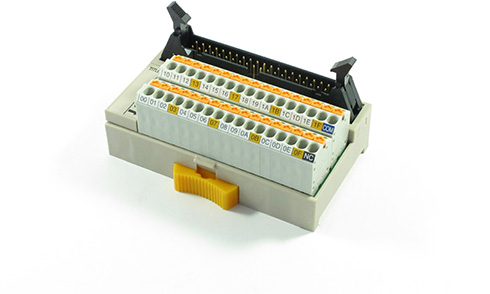 コネクタ端子台　続き