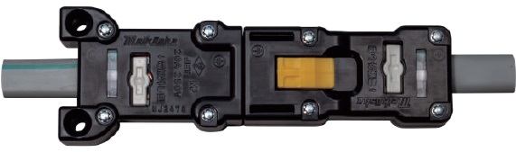 VVFケーブルをストリップして差し込むだけ