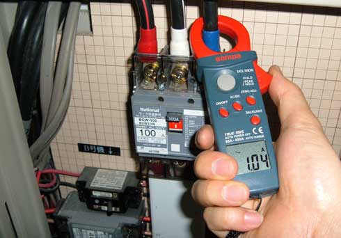 知っていると役立つ”クランプメータ”のはなし（0）