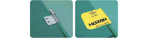 アース端子をマットにカシメてからアースシールで端子の露出部分を覆います。